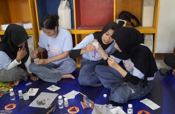 d85cdcd2-0390-449a-b49c-0e739320991c