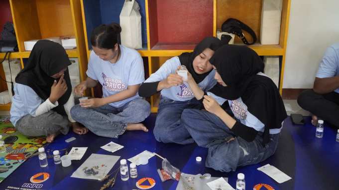 d85cdcd2-0390-449a-b49c-0e739320991c